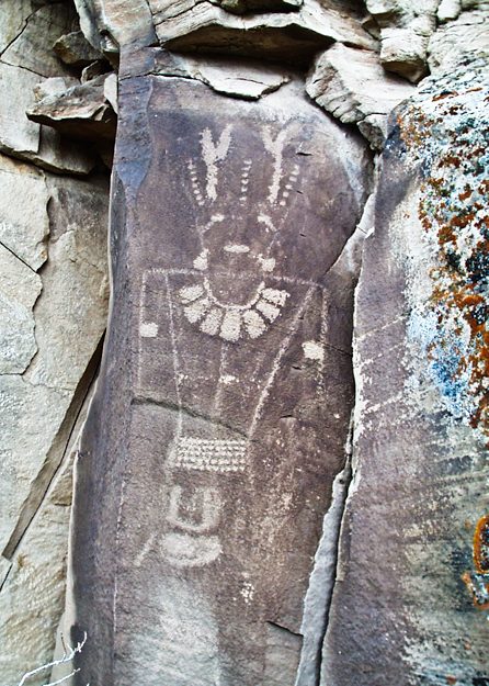 Fremont figure with a weeping-eye face, necklace and decorated body